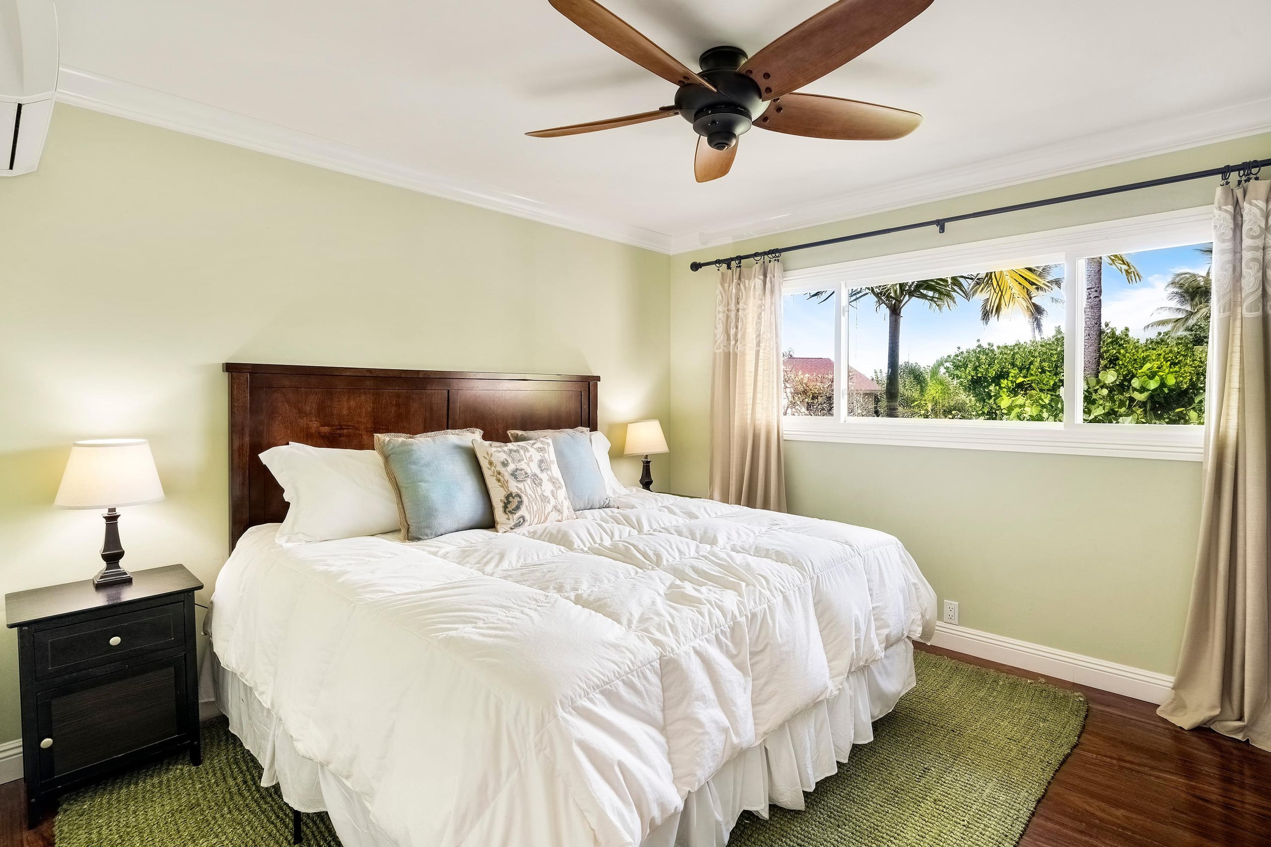 Condo in Kailua-Kona · ★4.9 · 2 bedrooms · 2 beds · 2 baths - Image 19