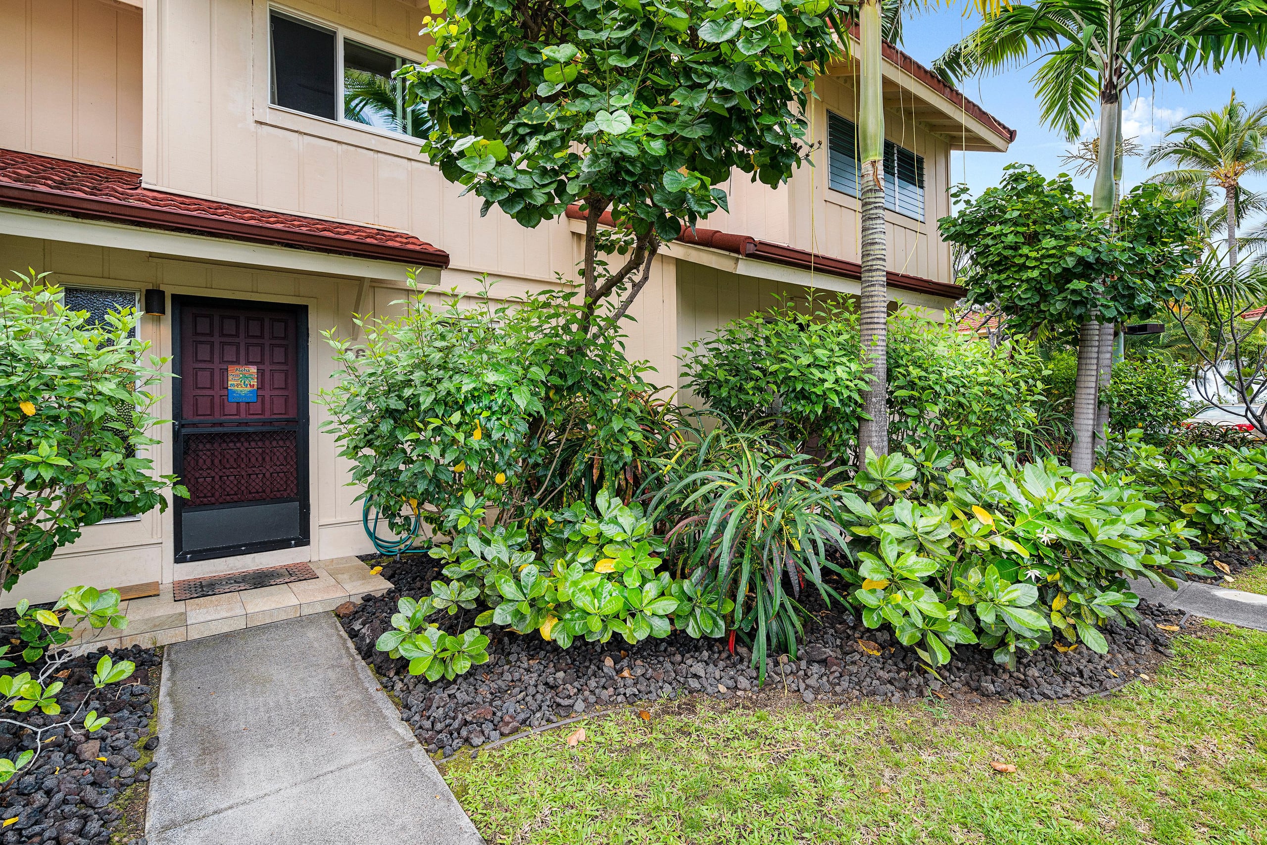 Condo in Kailua-Kona · ★4.9 · 2 bedrooms · 2 beds · 2 baths - Image 22