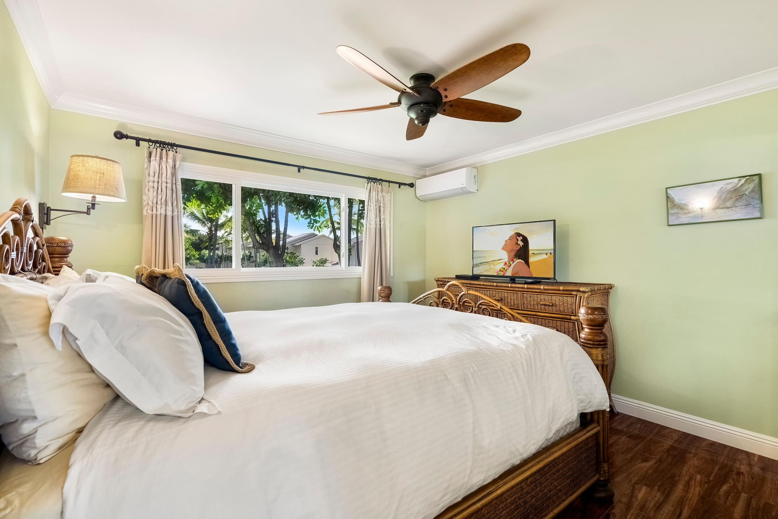 Condo in Kailua-Kona · ★4.9 · 2 bedrooms · 2 beds · 2 baths - Image 16
