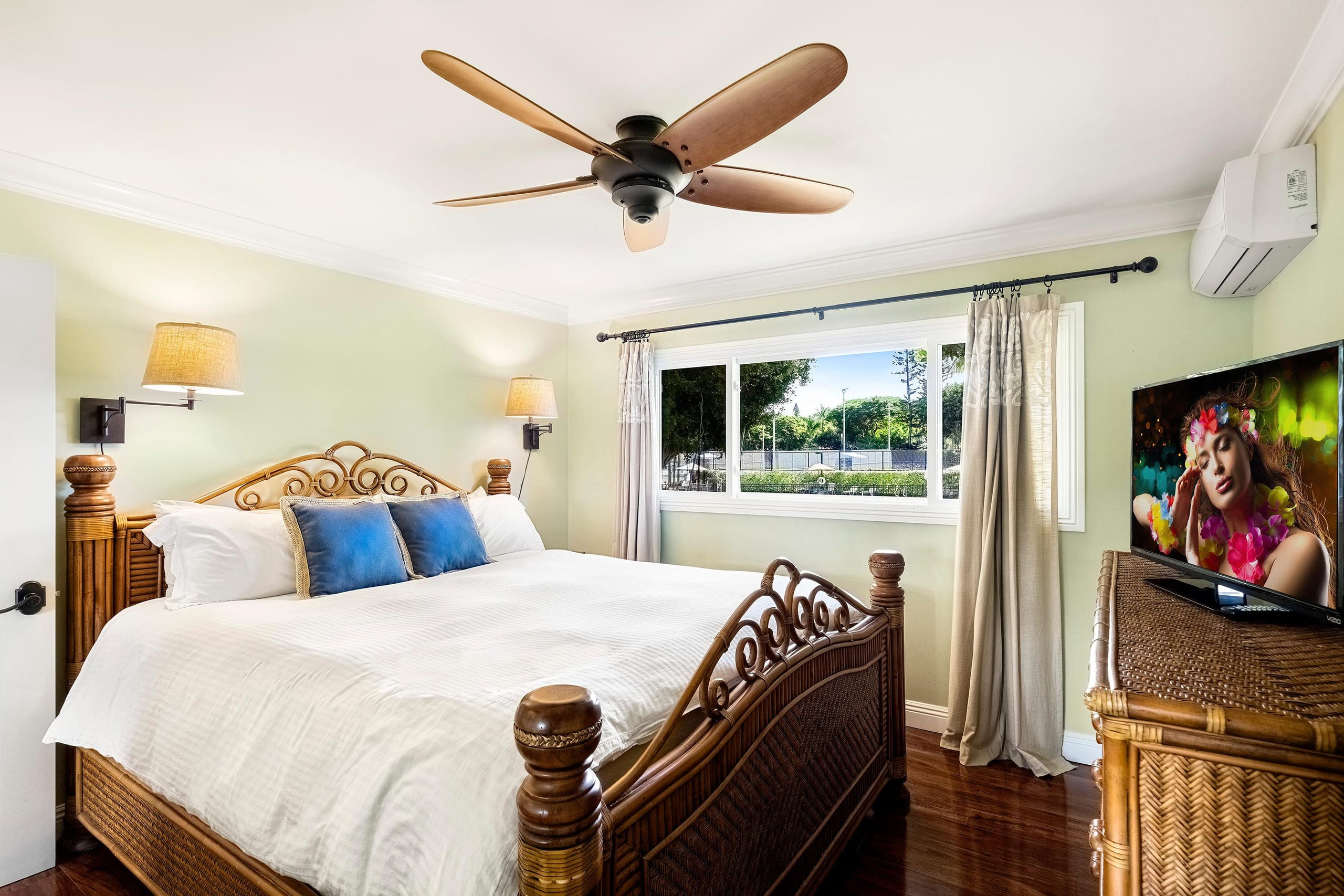 Condo in Kailua-Kona · ★4.9 · 2 bedrooms · 2 beds · 2 baths - Image 15