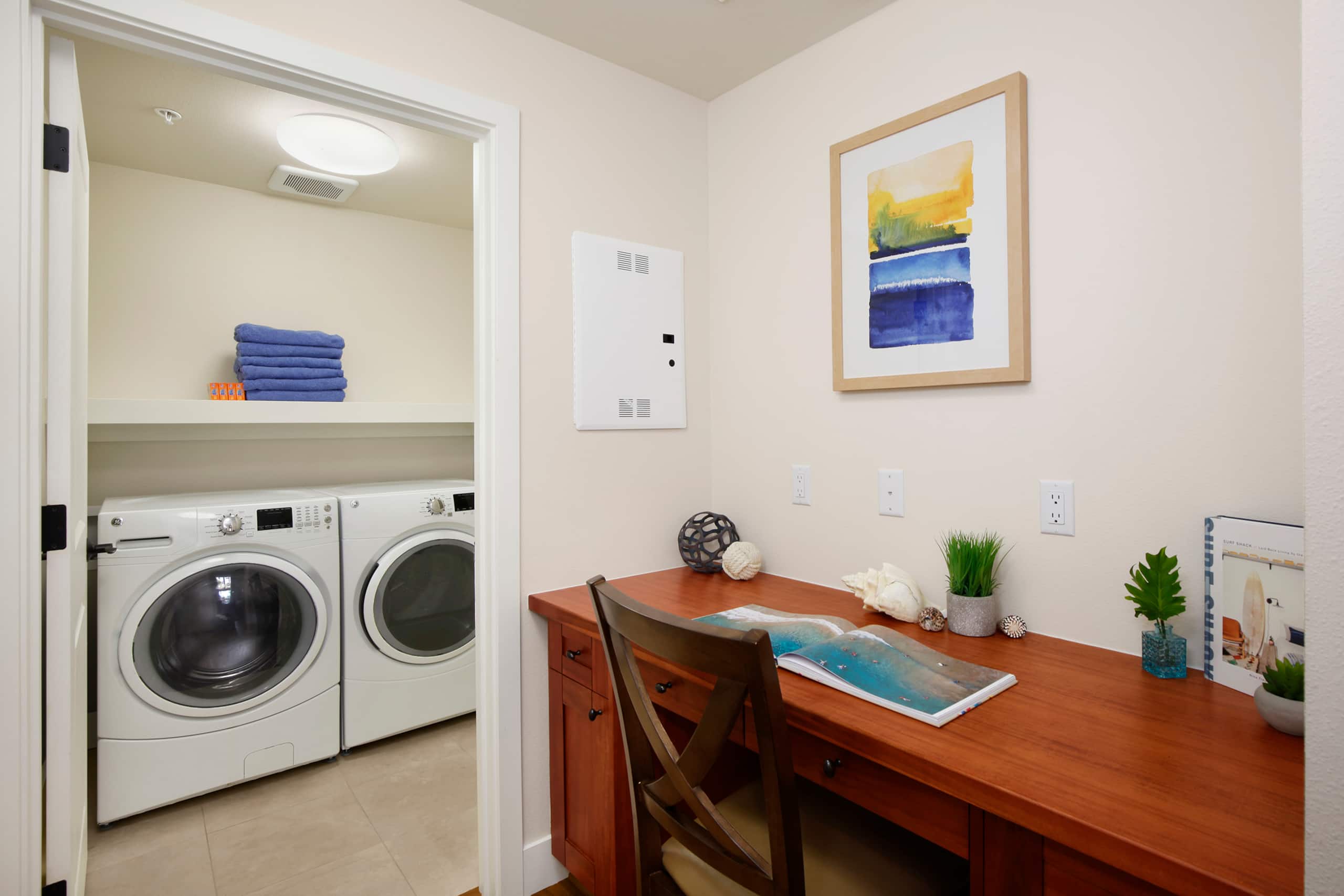 Townhouse in Koloa · ★4.92 · 2 bedrooms · 3 beds · 2.5 shared baths - Image 14