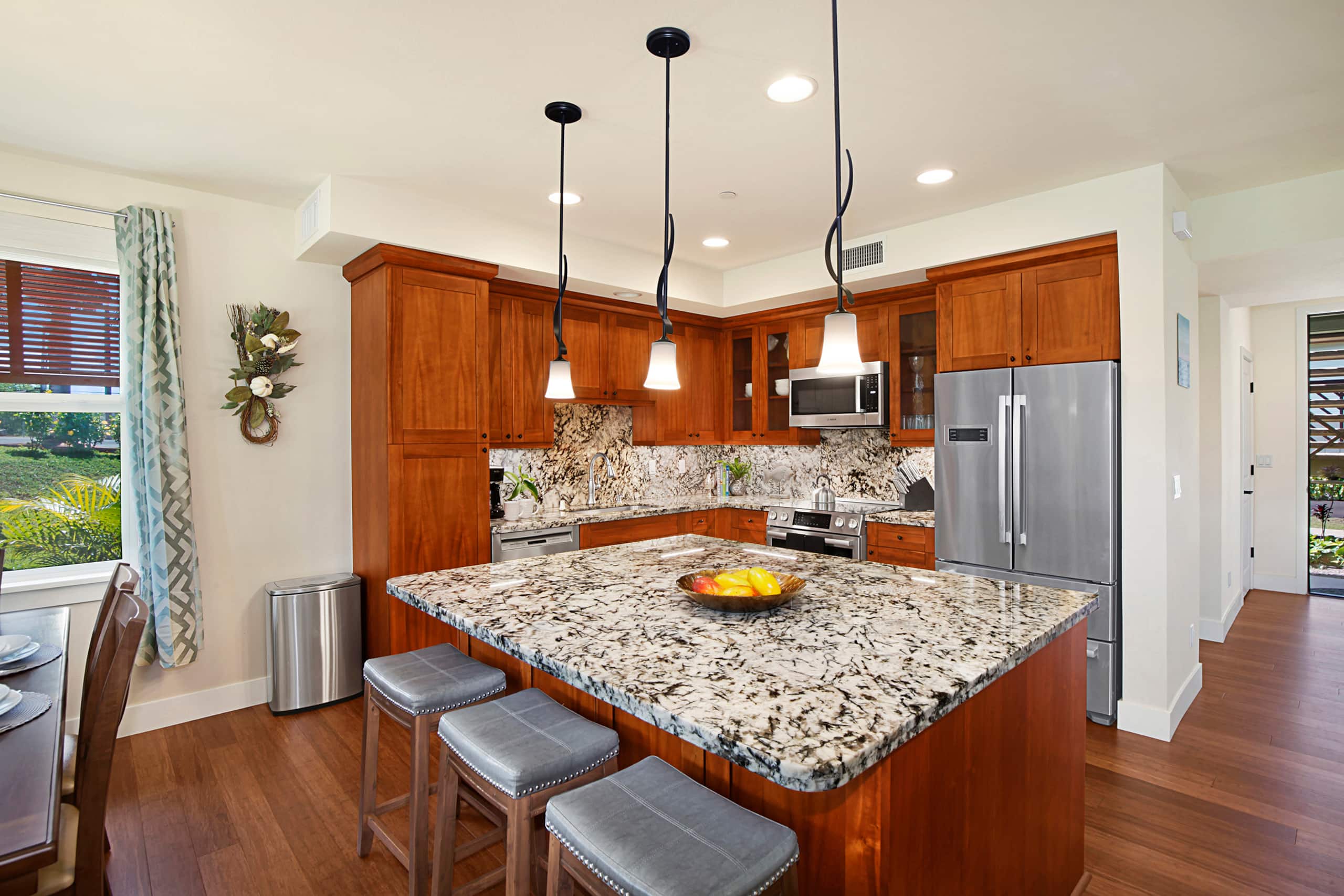 Townhouse in Koloa · ★4.92 · 2 bedrooms · 3 beds · 2.5 shared baths - Image 9