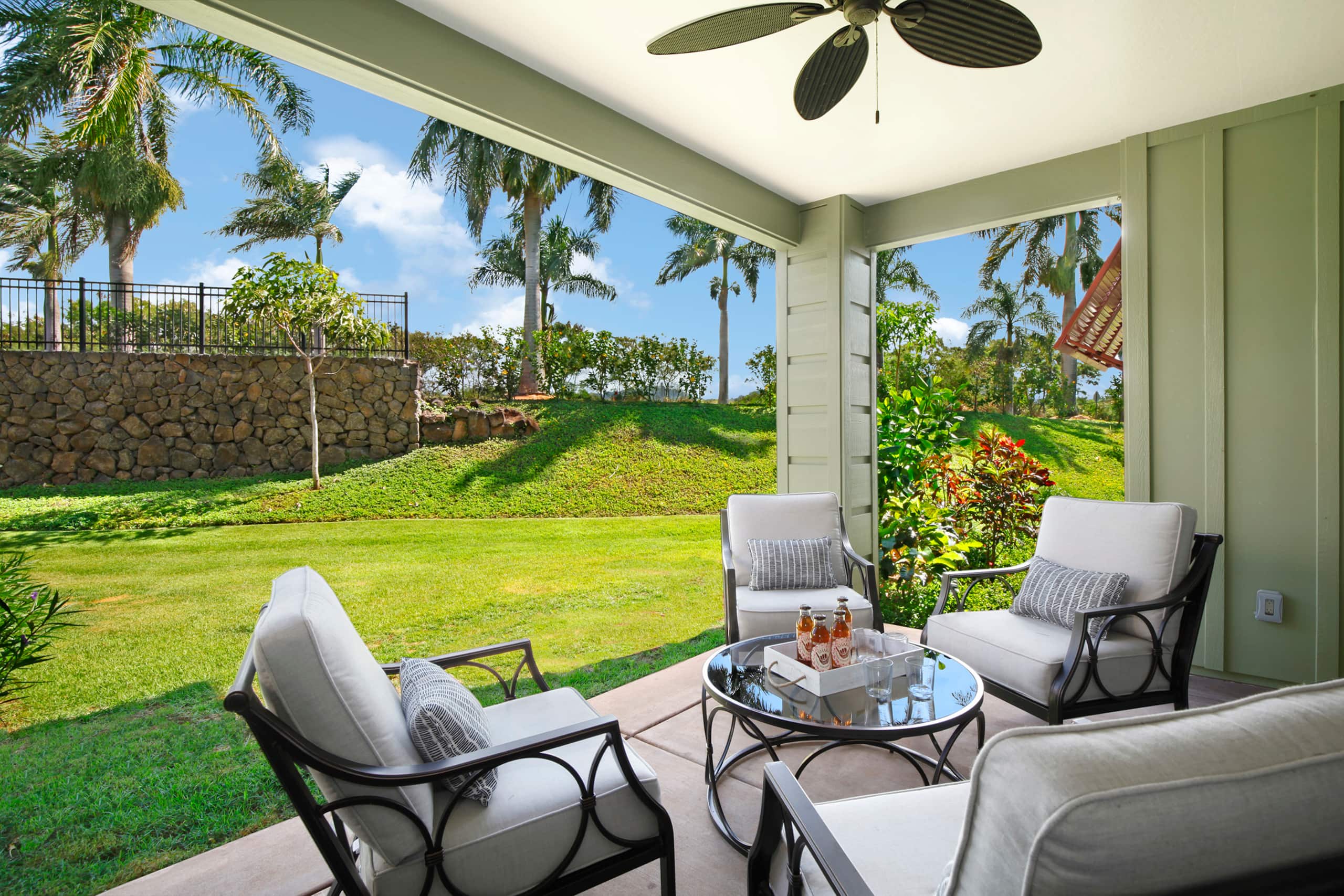 Townhouse in Koloa · ★4.92 · 2 bedrooms · 3 beds · 2.5 shared baths - Image 8