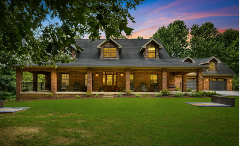 The Lodge at the Huntly Estate | Peaceful Escape