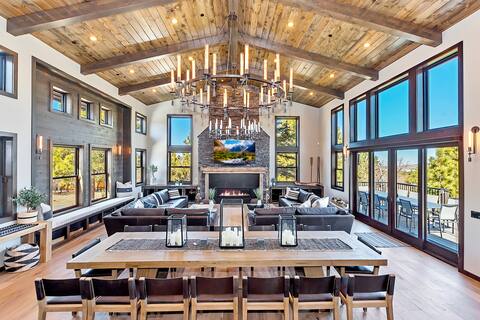 Black Rock :Luxurious!Theatre!Spa!PoolTable!A/C's!