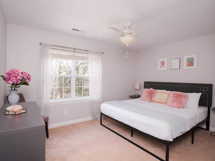 Upper King Bedroom - overlooks quiet, wooded backyard