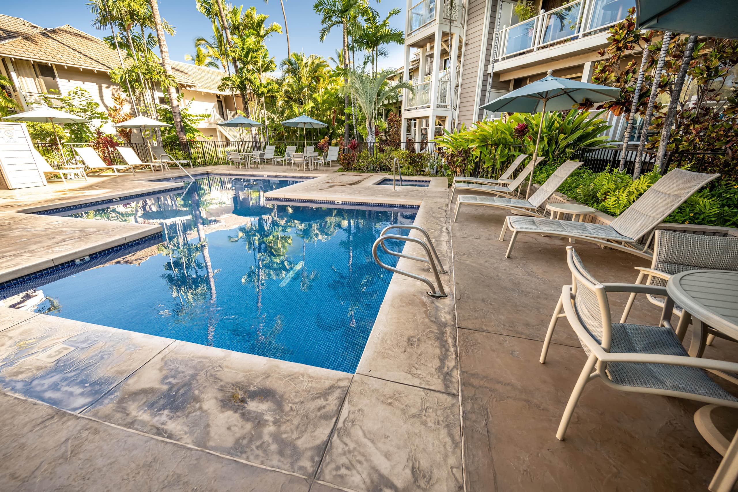 Condo in Kihei · ★4.77 · 2 bedrooms · 4 beds · 2 private baths - Image 2