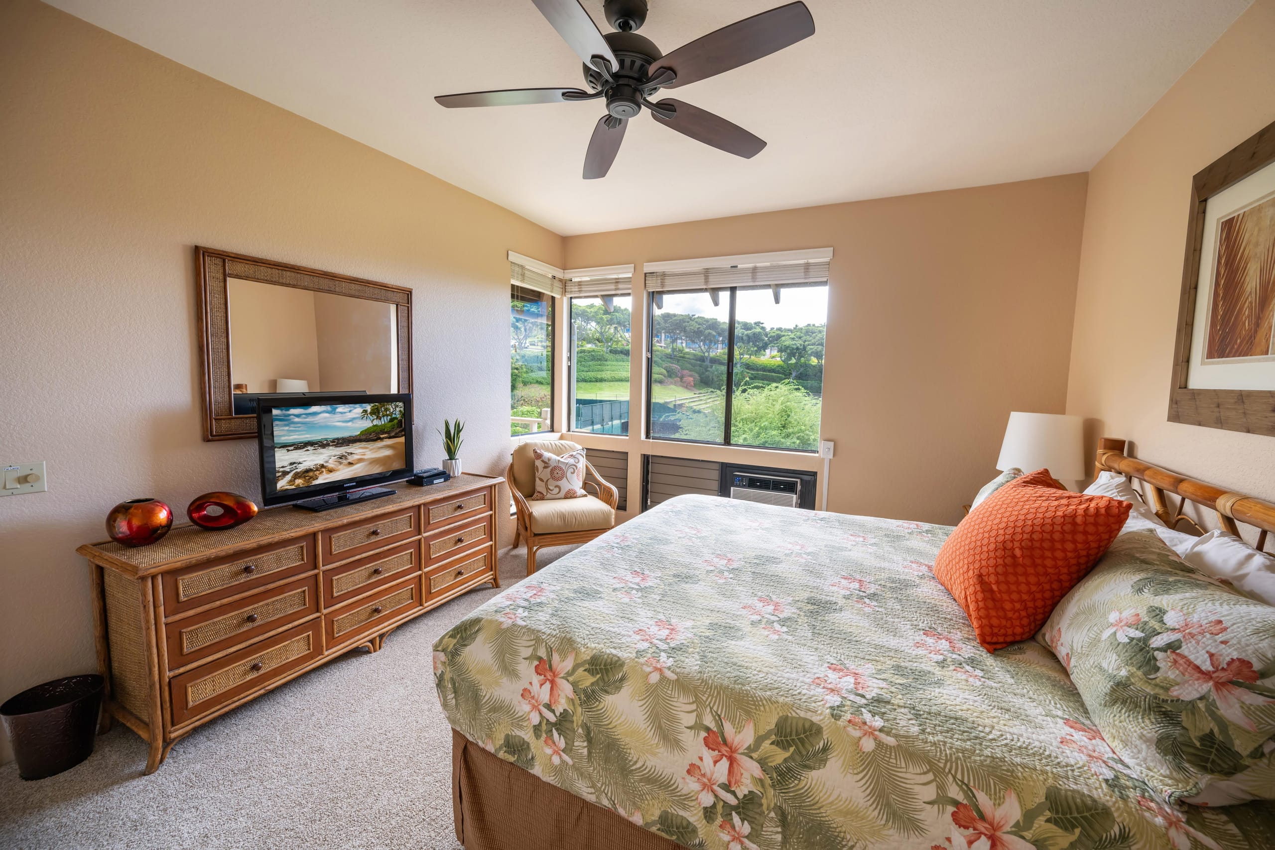 Condo in Kihei · ★4.77 · 2 bedrooms · 4 beds · 2 private baths - Image 12