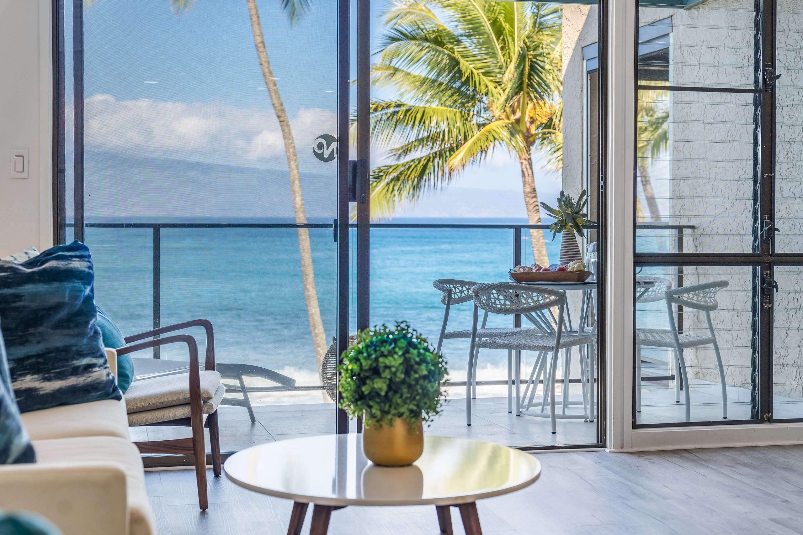 Condo in Lahaina · ★4.58 · 2 bedrooms · 4 beds · 2 baths - Image 1