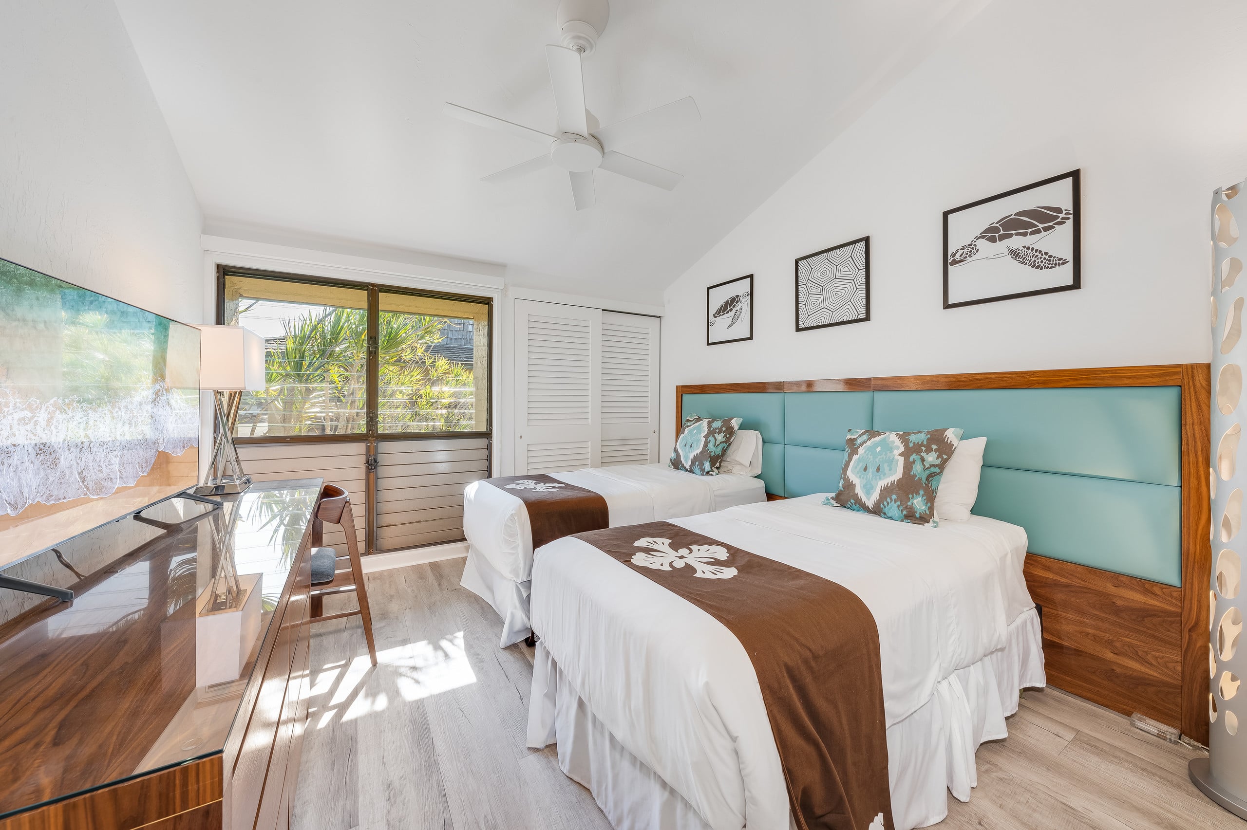 Condo in Lahaina · ★4.58 · 2 bedrooms · 4 beds · 2 baths - Image 20
