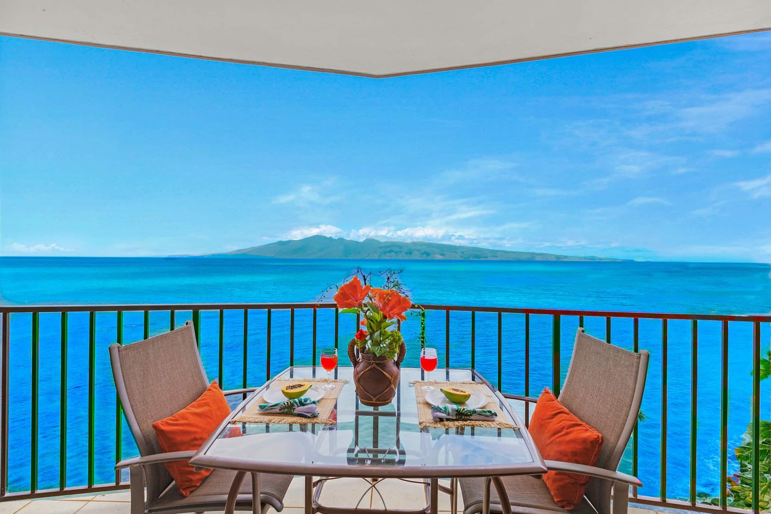 Condo in Lahaina · ★4.78 · 2 bedrooms · 3 beds · 2 baths - Image 1