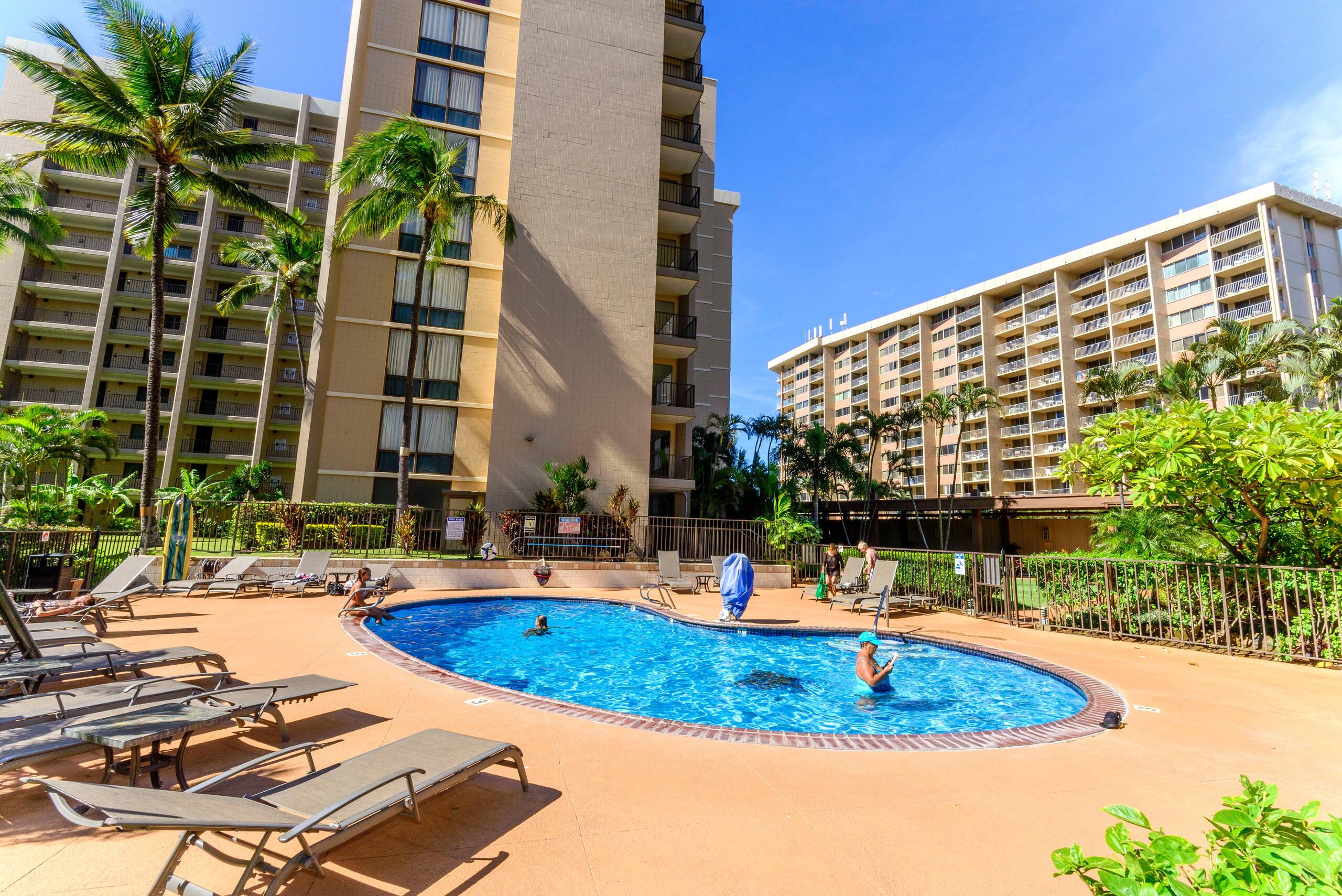 Condo in Lahaina · ★4.78 · 2 bedrooms · 3 beds · 2 baths - Image 33