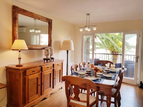Cozy apartment 100 meters from the beach