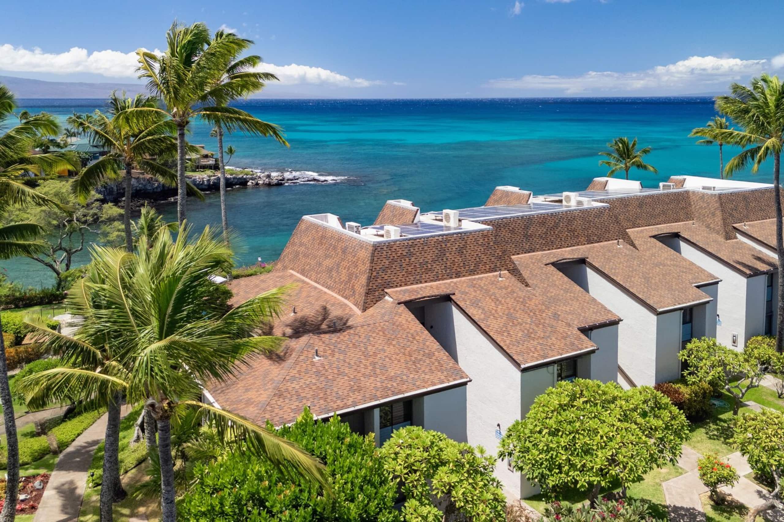 Condo in Lahaina · ★4.75 · 2 bedrooms · 4 beds · 2 baths - Image 50