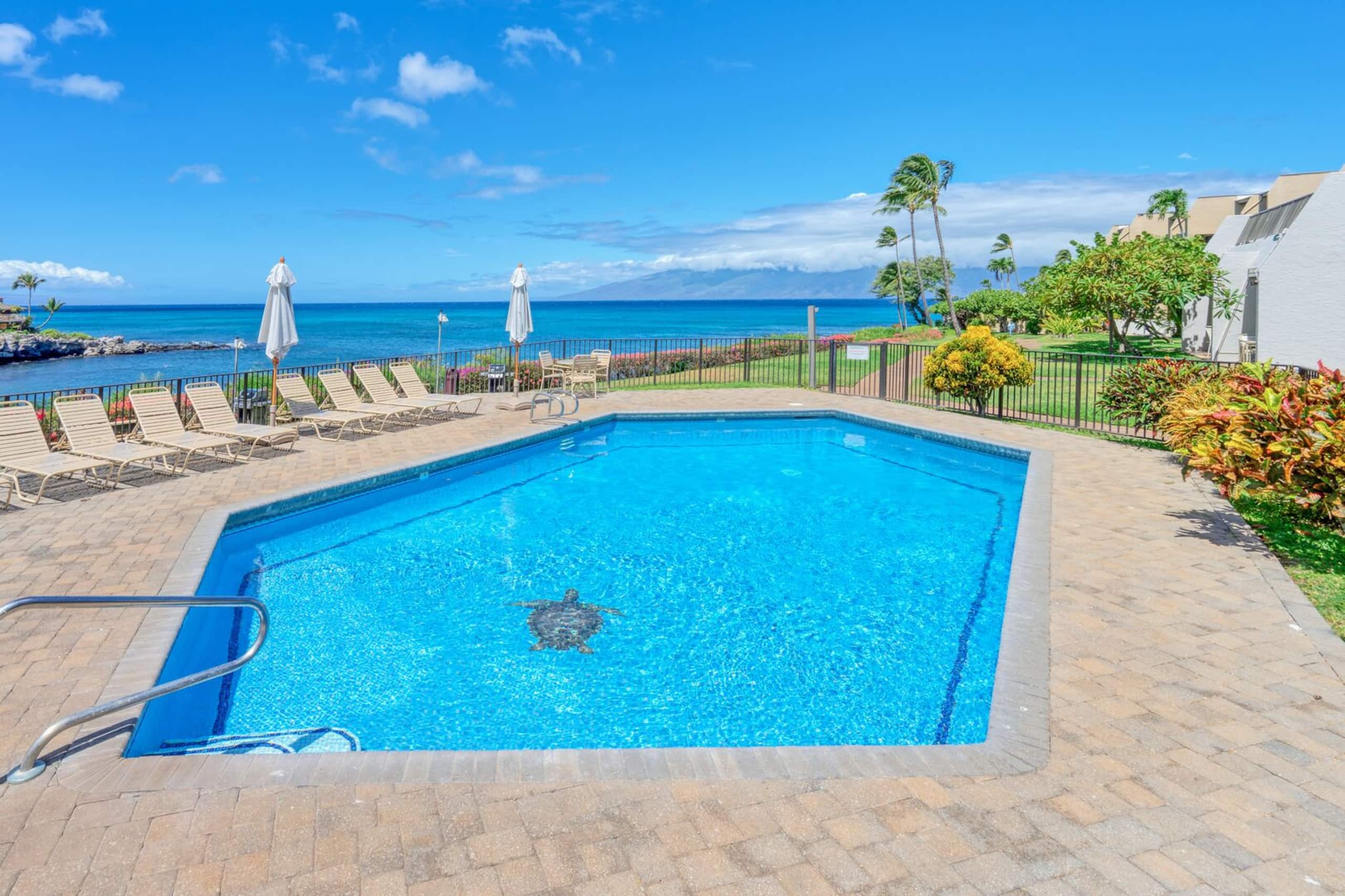 Condo in Lahaina · ★4.75 · 2 bedrooms · 4 beds · 2 baths - Image 39