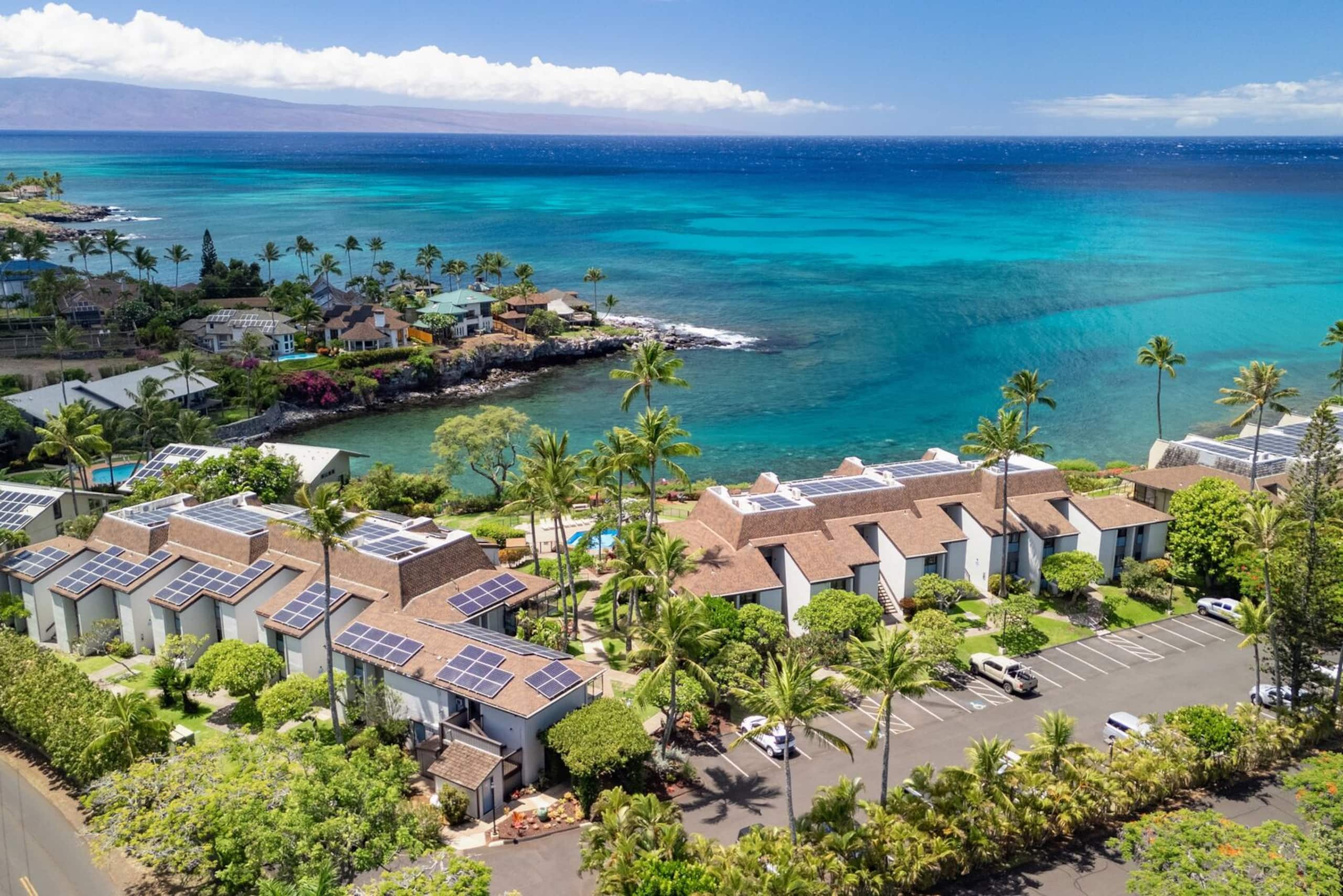 Condo in Lahaina · ★4.75 · 2 bedrooms · 4 beds · 2 baths - Image 59