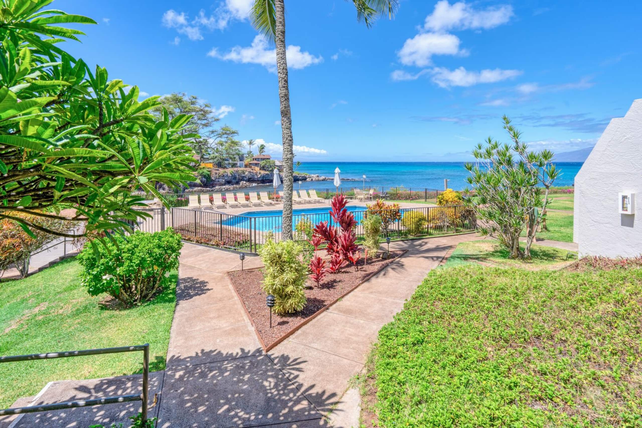 Condo in Lahaina · ★4.75 · 2 bedrooms · 4 beds · 2 baths - Image 54