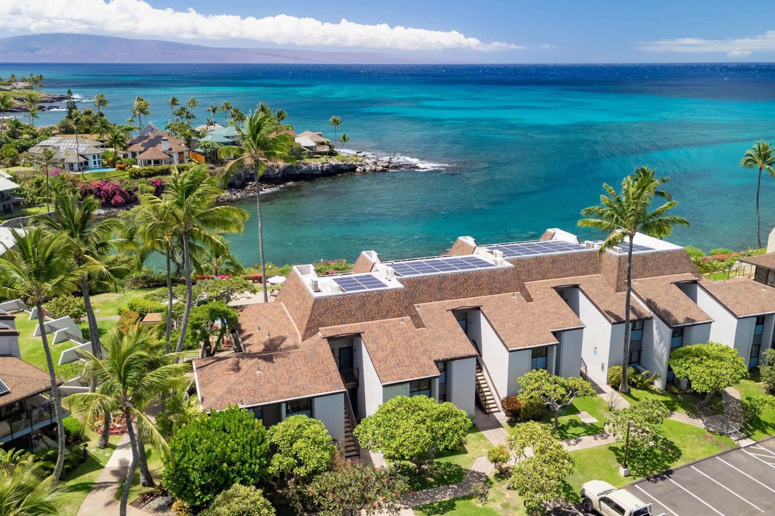 Condo in Lahaina · ★4.75 · 2 bedrooms · 4 beds · 2 baths - Image 17