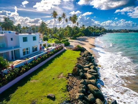 Large Ocean Front Home on Sandy Beach With Pool