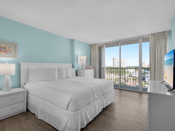 Bedroom 2 with King Bed