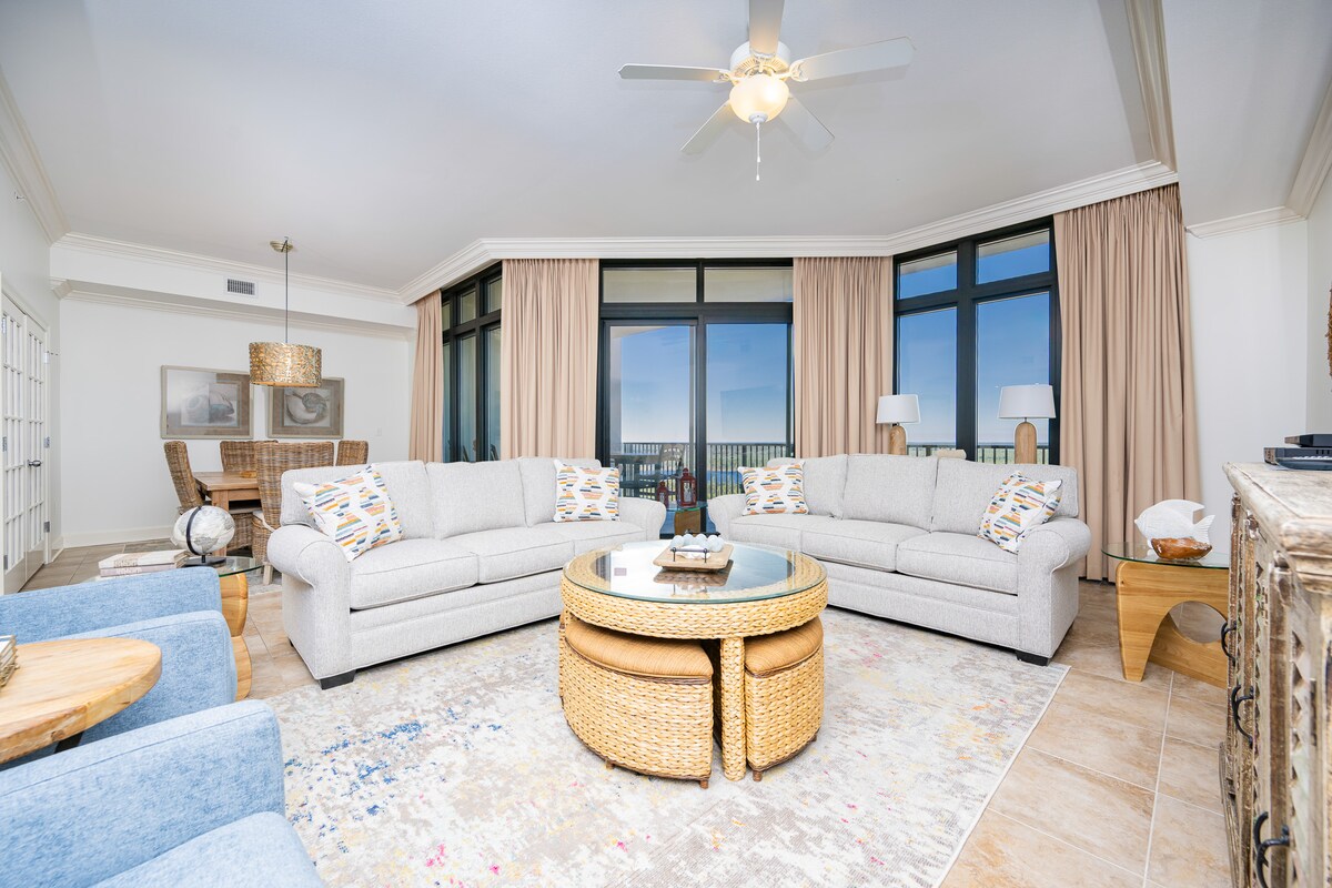 The Oasis, formerly Phoenix West 2, Unit 2015 - Condominiums for