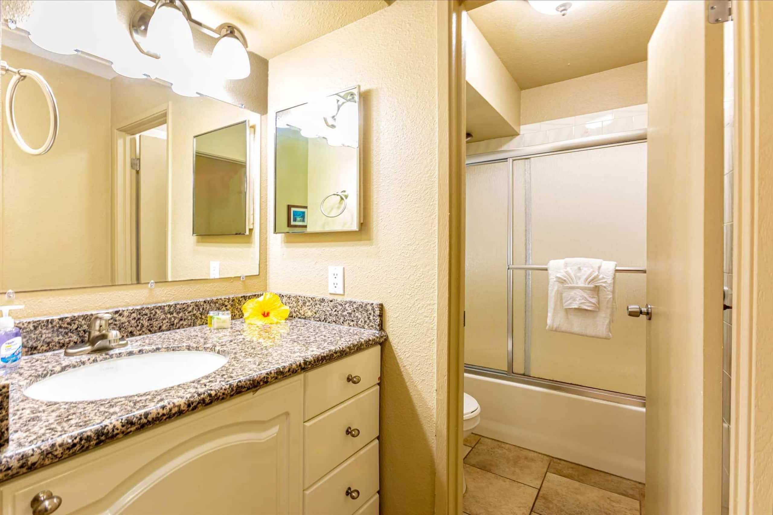 Condo in Kihei · ★4.69 · 2 bedrooms · 3 beds · 2 private baths - Image 16