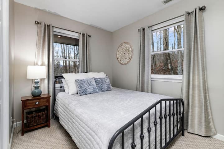 2705EnnisMtnRd32