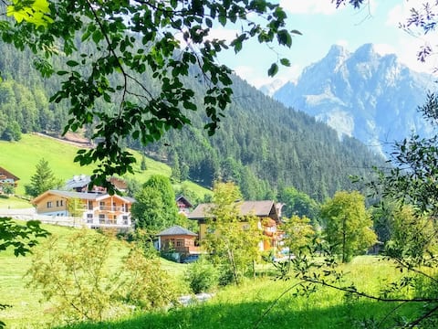Luxury penthouse with idyllic mountain views