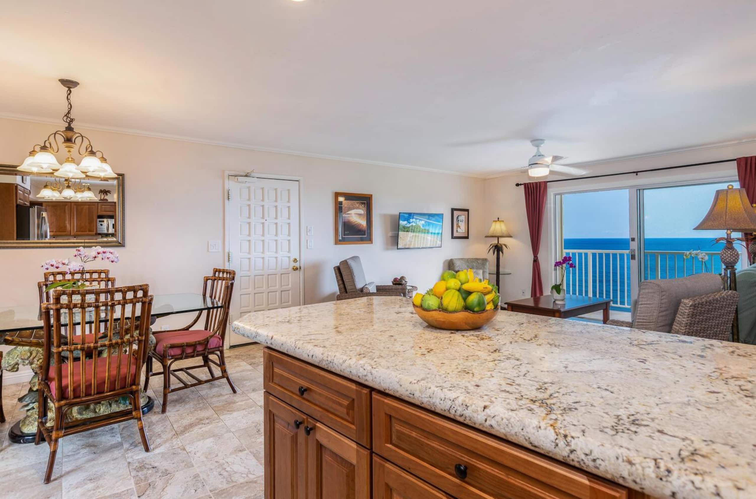 Condo in Princeville · ★4.82 · 2 bedrooms · 2 beds · 2 baths - Image 12