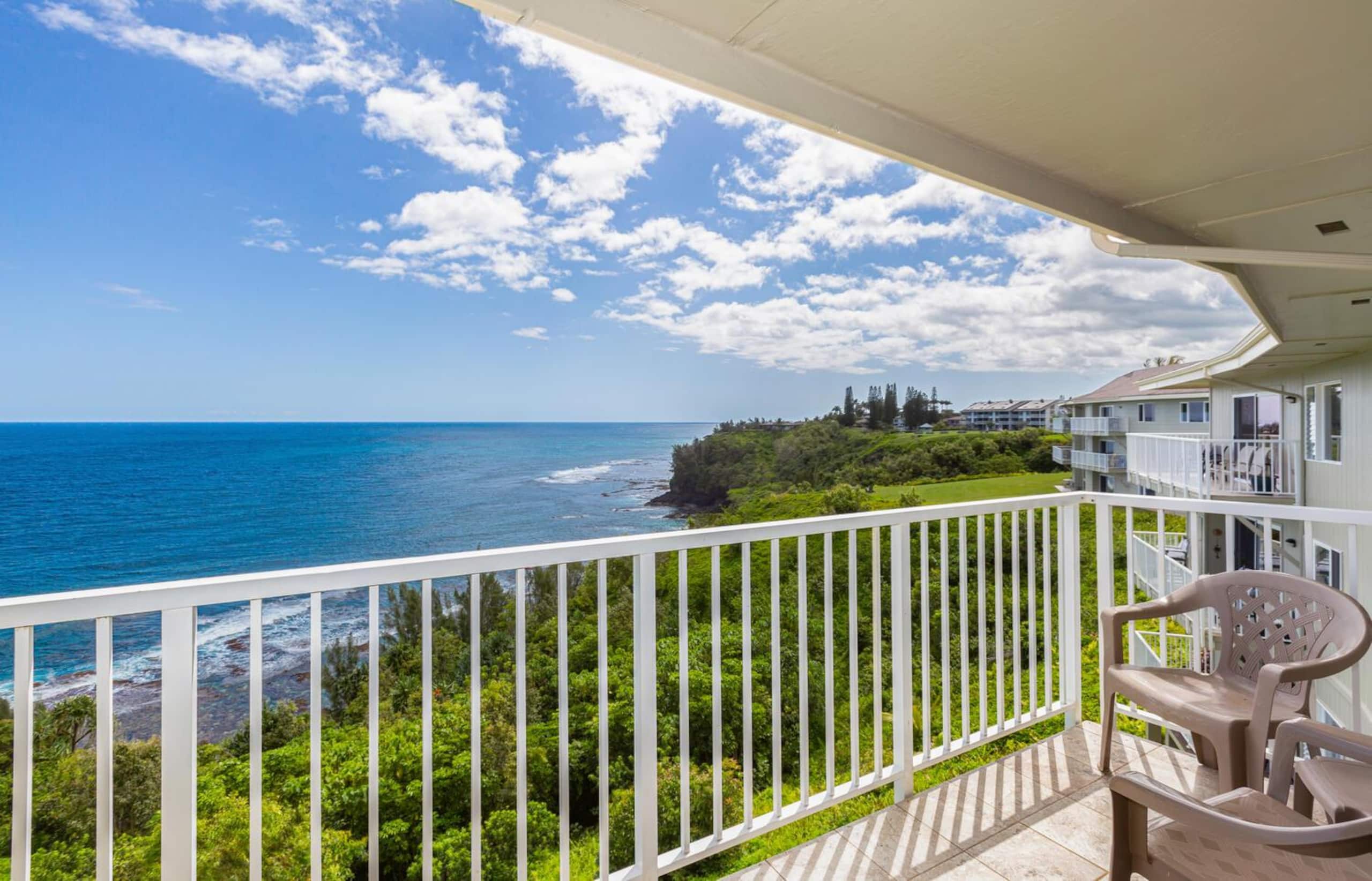 Condo in Princeville · ★4.82 · 2 bedrooms · 2 beds · 2 baths - Image 1