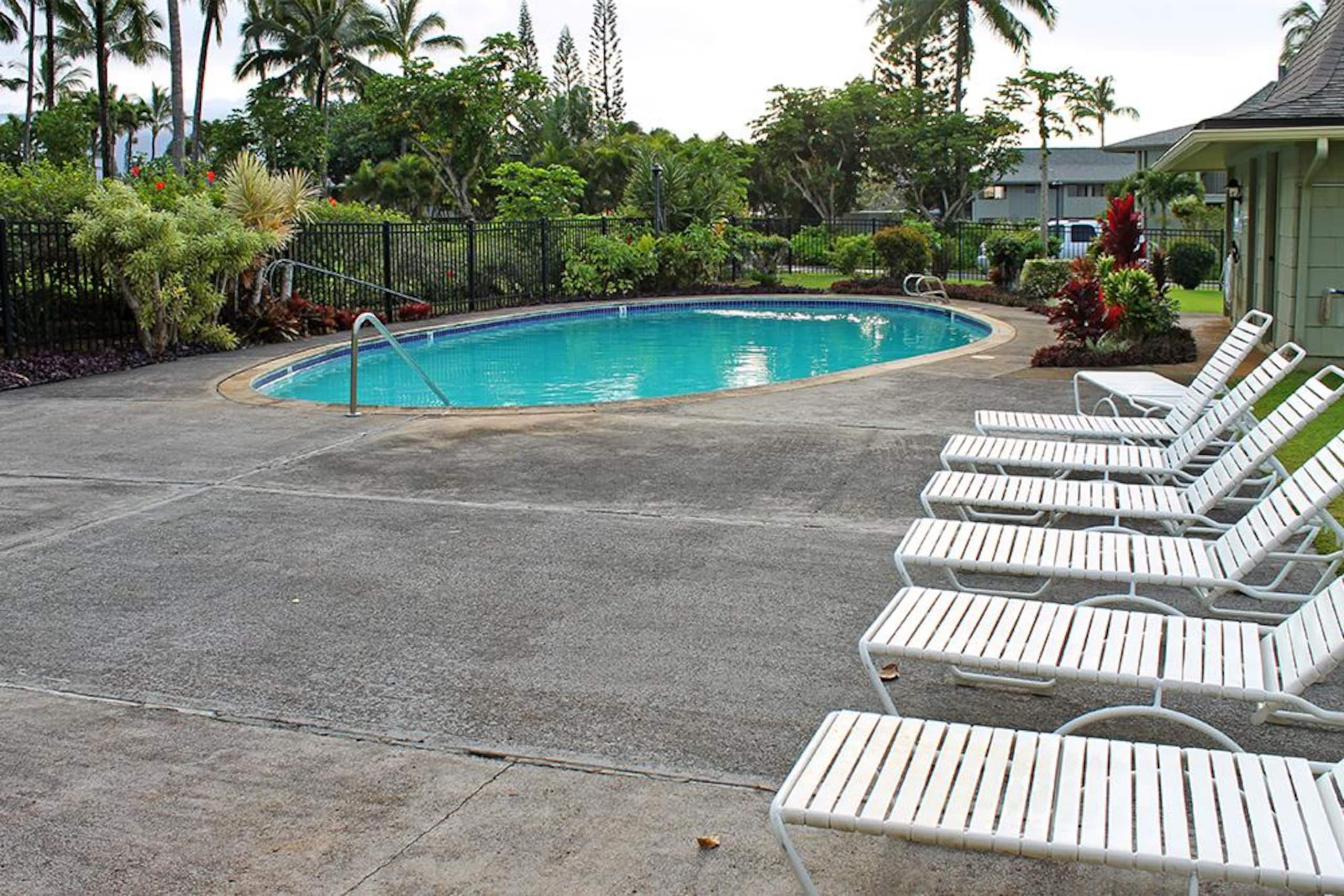 Condo in Princeville · ★4.82 · 2 bedrooms · 2 beds · 2 baths - Image 25
