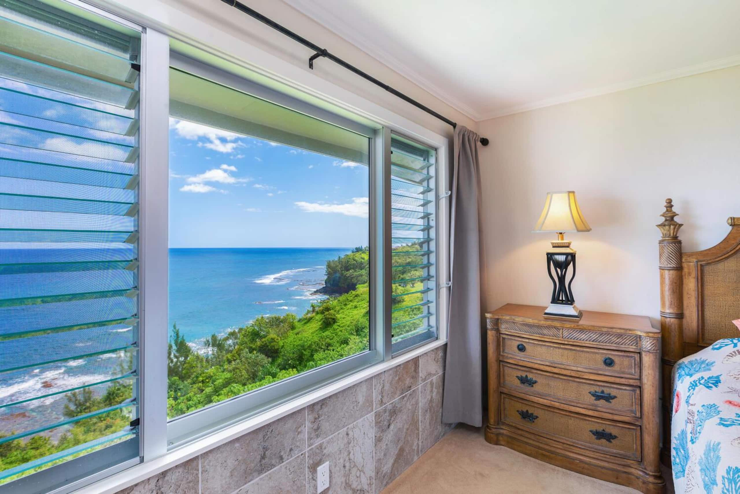 Condo in Princeville · ★4.82 · 2 bedrooms · 2 beds · 2 baths - Image 20