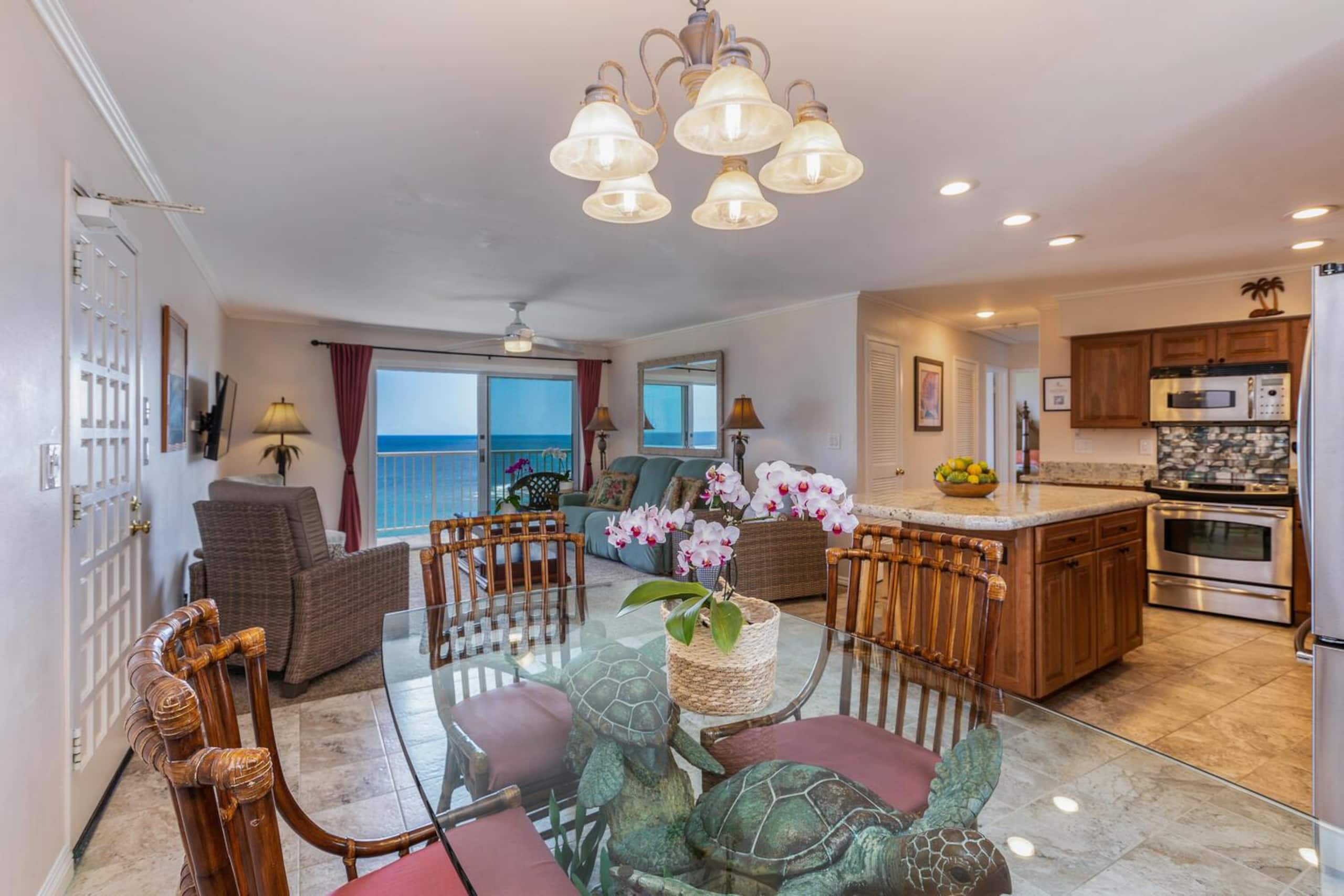Condo in Princeville · ★4.82 · 2 bedrooms · 2 beds · 2 baths - Image 10
