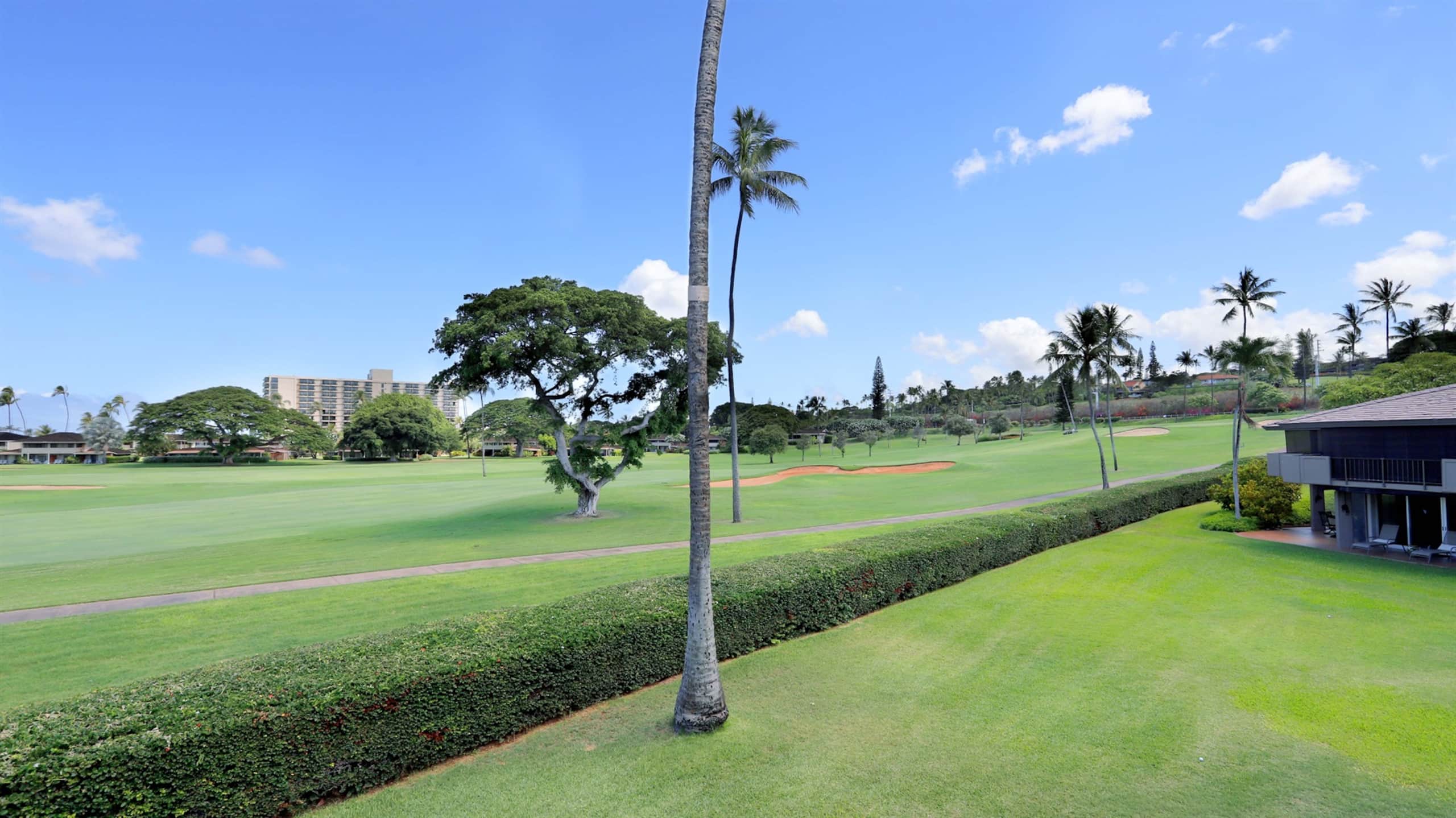 Condo in Lahaina · ★5.0 · 2 bedrooms · 3 beds · 2 baths - Image 2