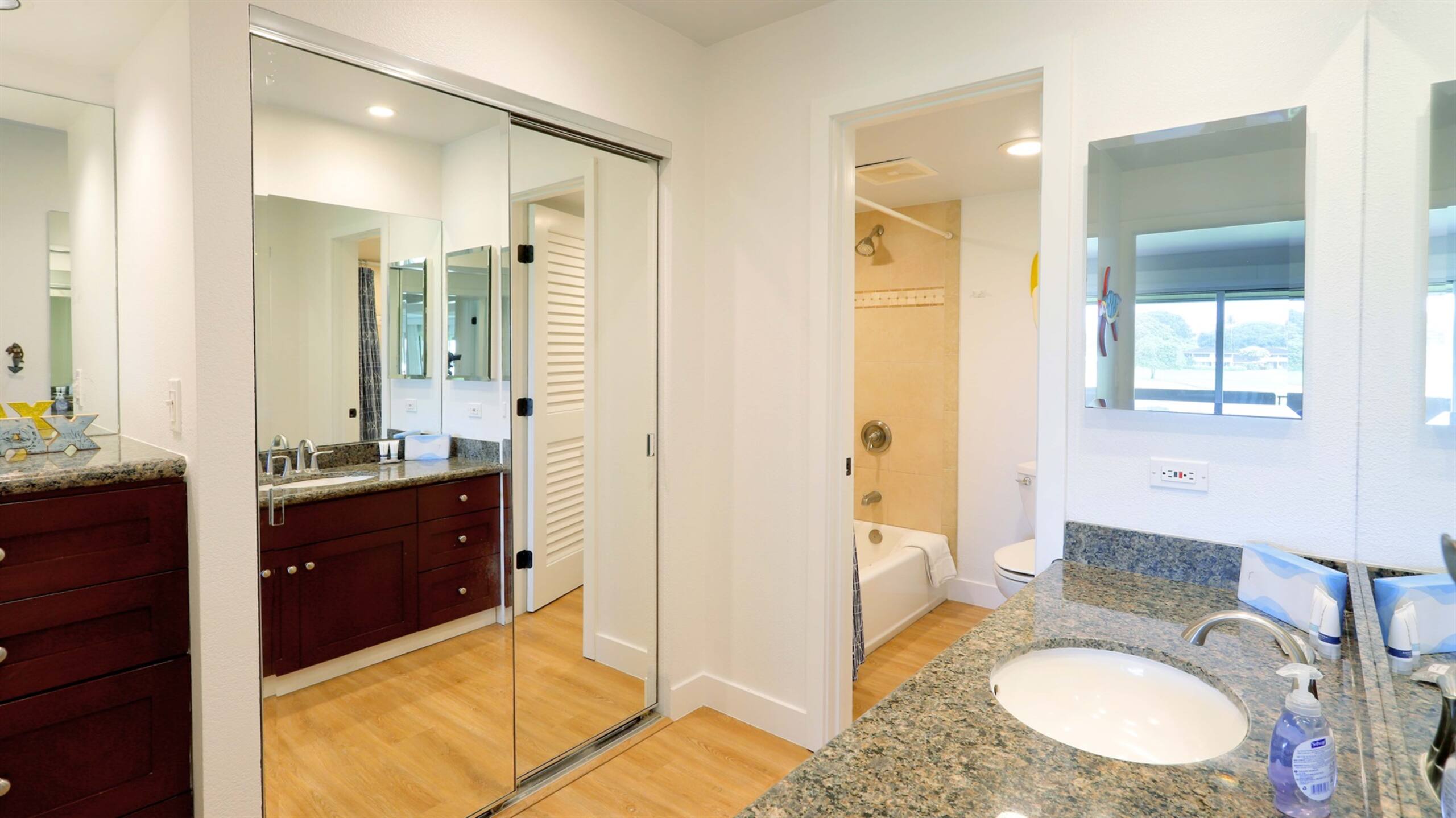 Condo in Lahaina · ★5.0 · 2 bedrooms · 3 beds · 2 baths - Image 32