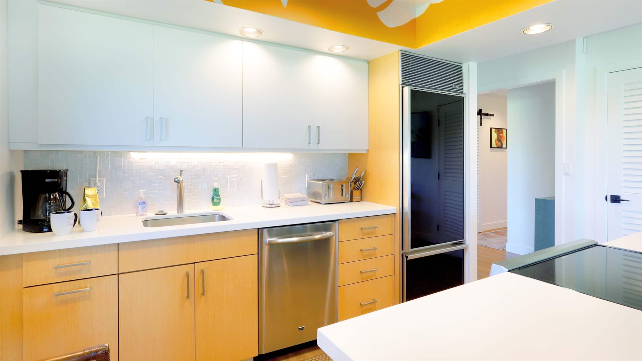 Condo in Lahaina · ★5.0 · 2 bedrooms · 3 beds · 2 baths - Image 13