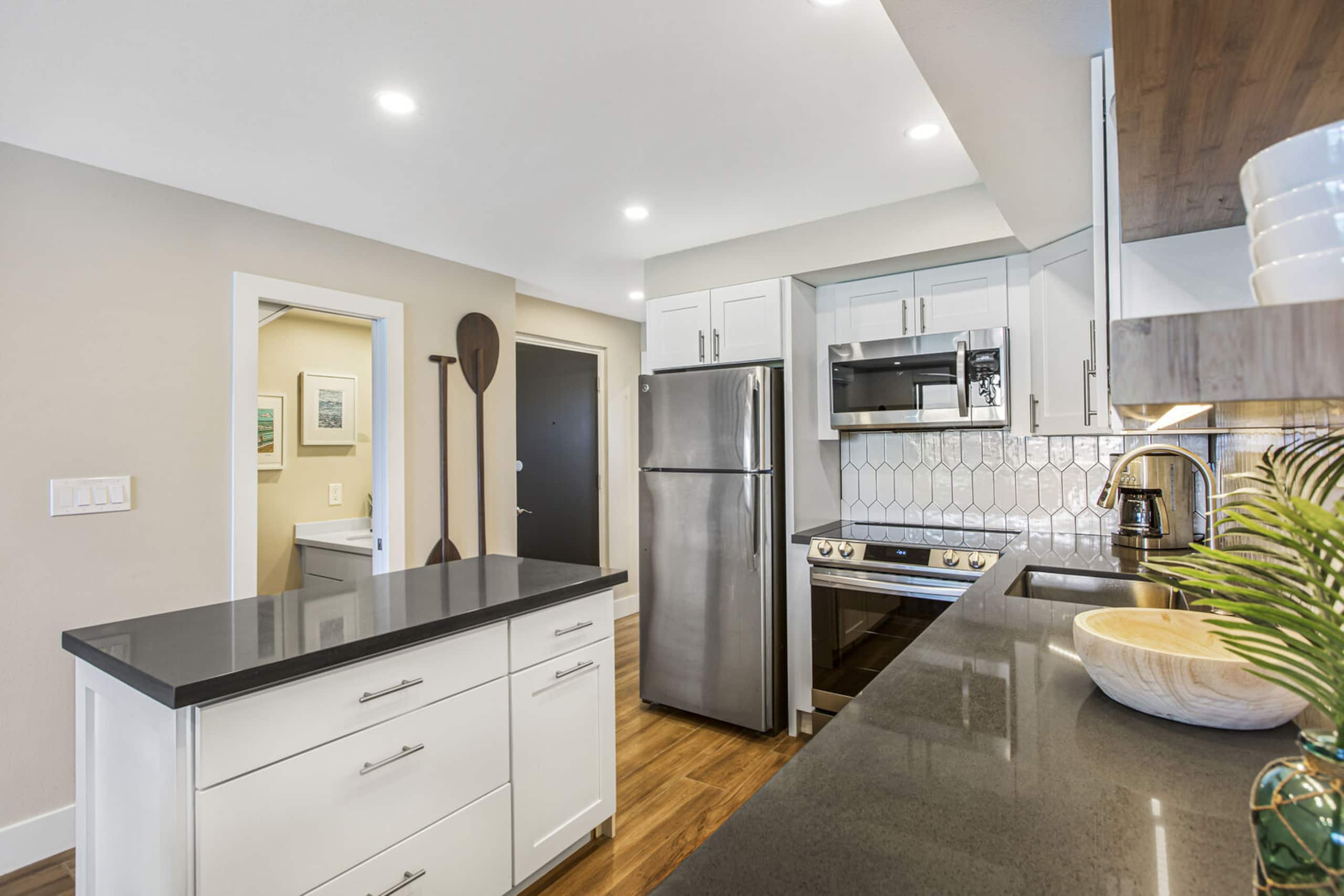 Condo in Lahaina · ★4.93 · 3 bedrooms · 4 beds · 2.5 baths - Image 4