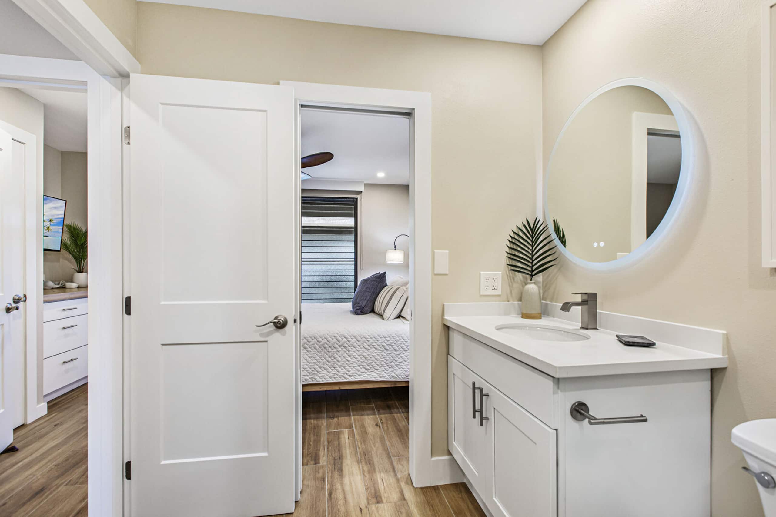 Condo in Lahaina · ★4.93 · 3 bedrooms · 4 beds · 2.5 baths - Image 36