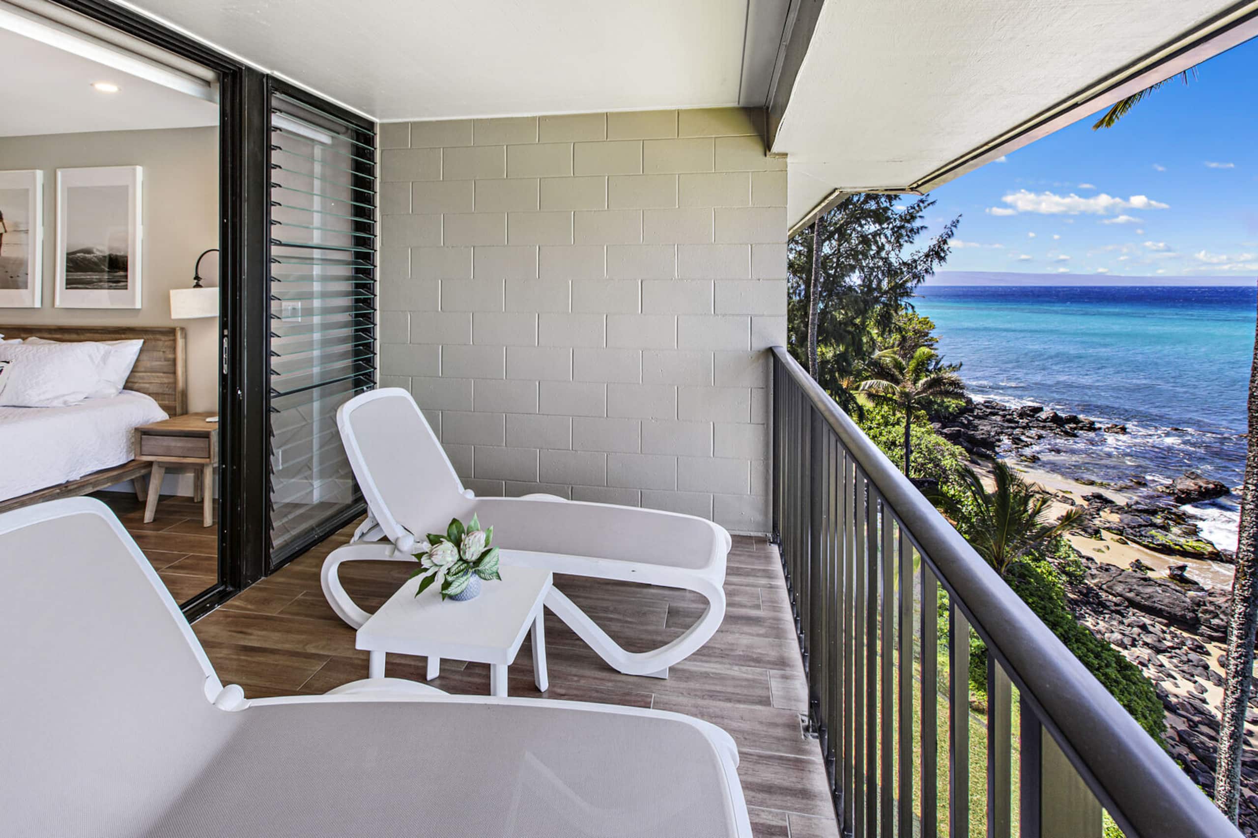 Condo in Lahaina · ★4.93 · 3 bedrooms · 4 beds · 2.5 baths - Image 10