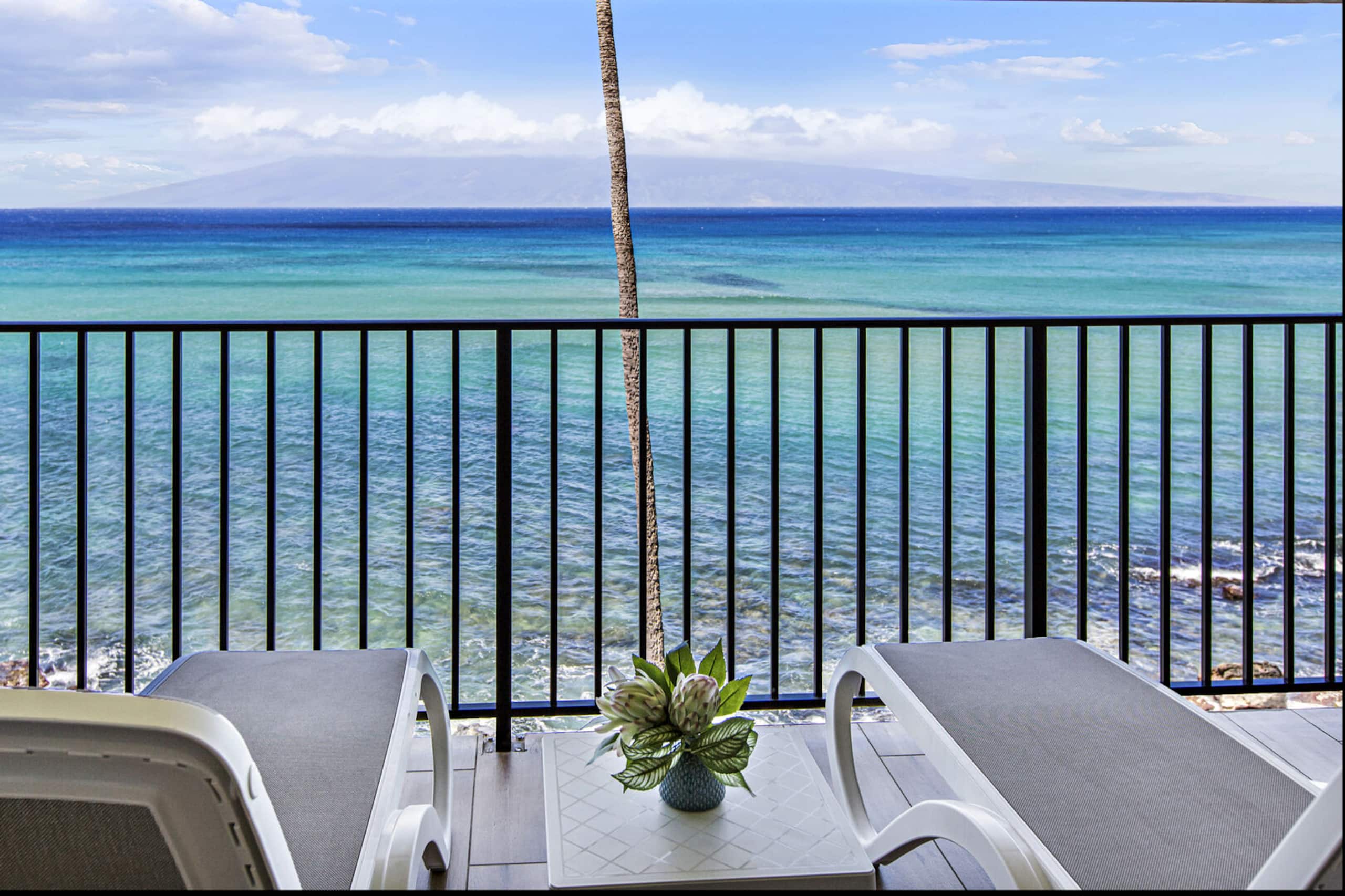 Condo in Lahaina · ★4.93 · 3 bedrooms · 4 beds · 2.5 baths - Image 9