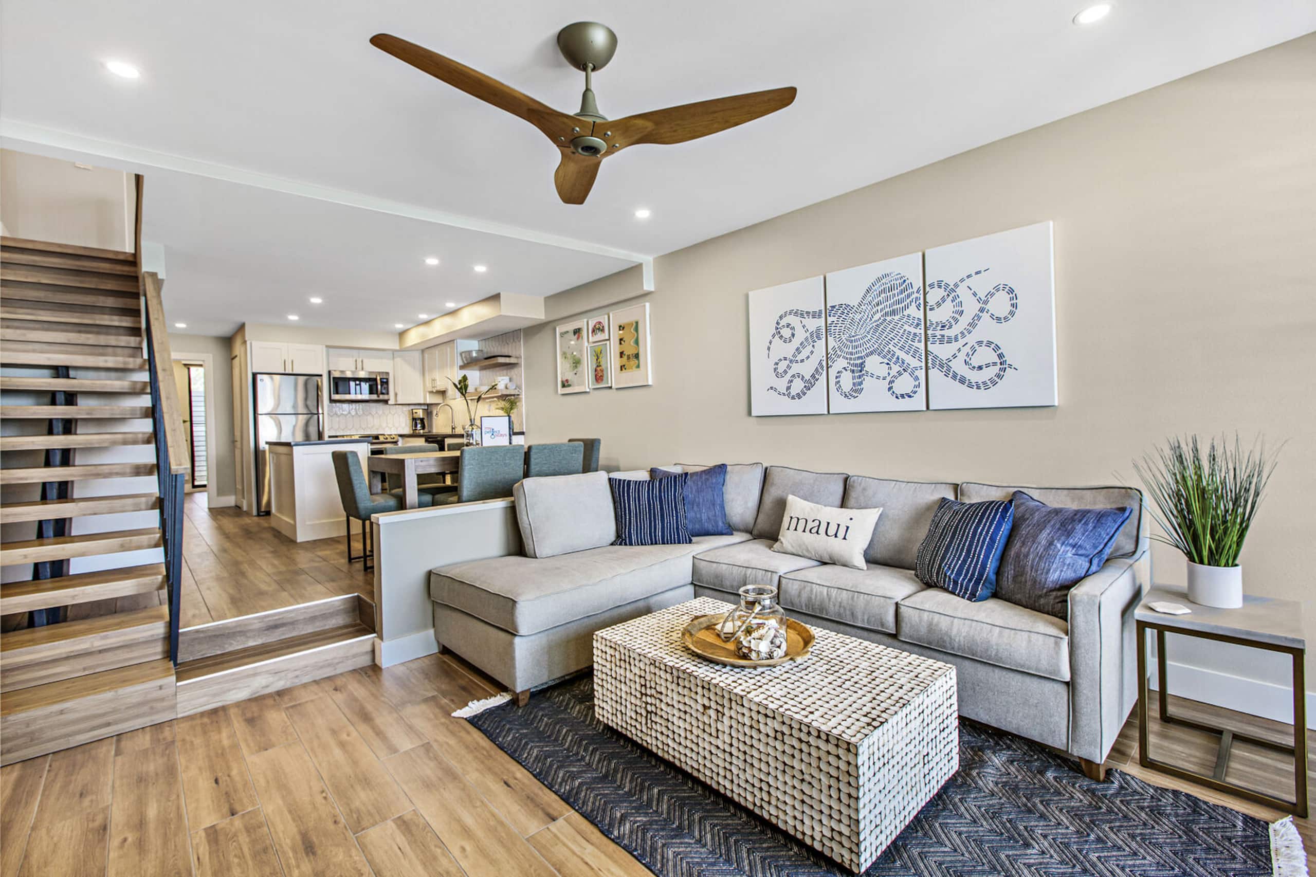 Condo in Lahaina · ★4.93 · 3 bedrooms · 4 beds · 2.5 baths - Image 14