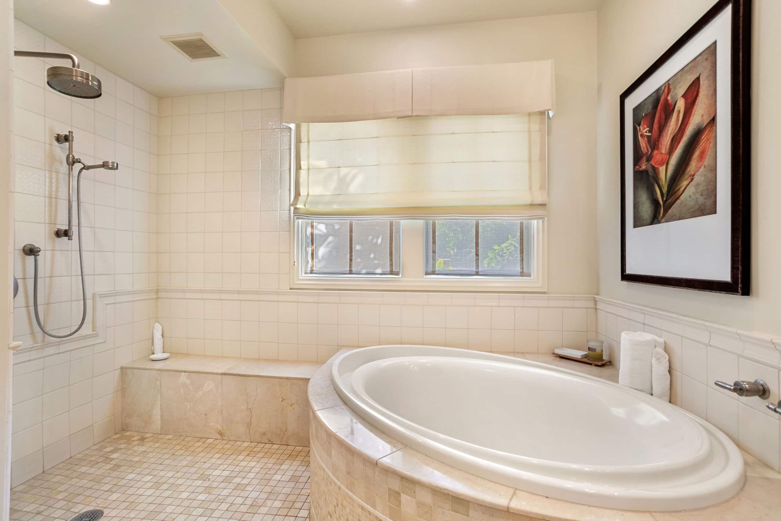 Villa in Kihei · ★4.93 · 3 bedrooms · 4 beds · 3.5 baths - Image 18