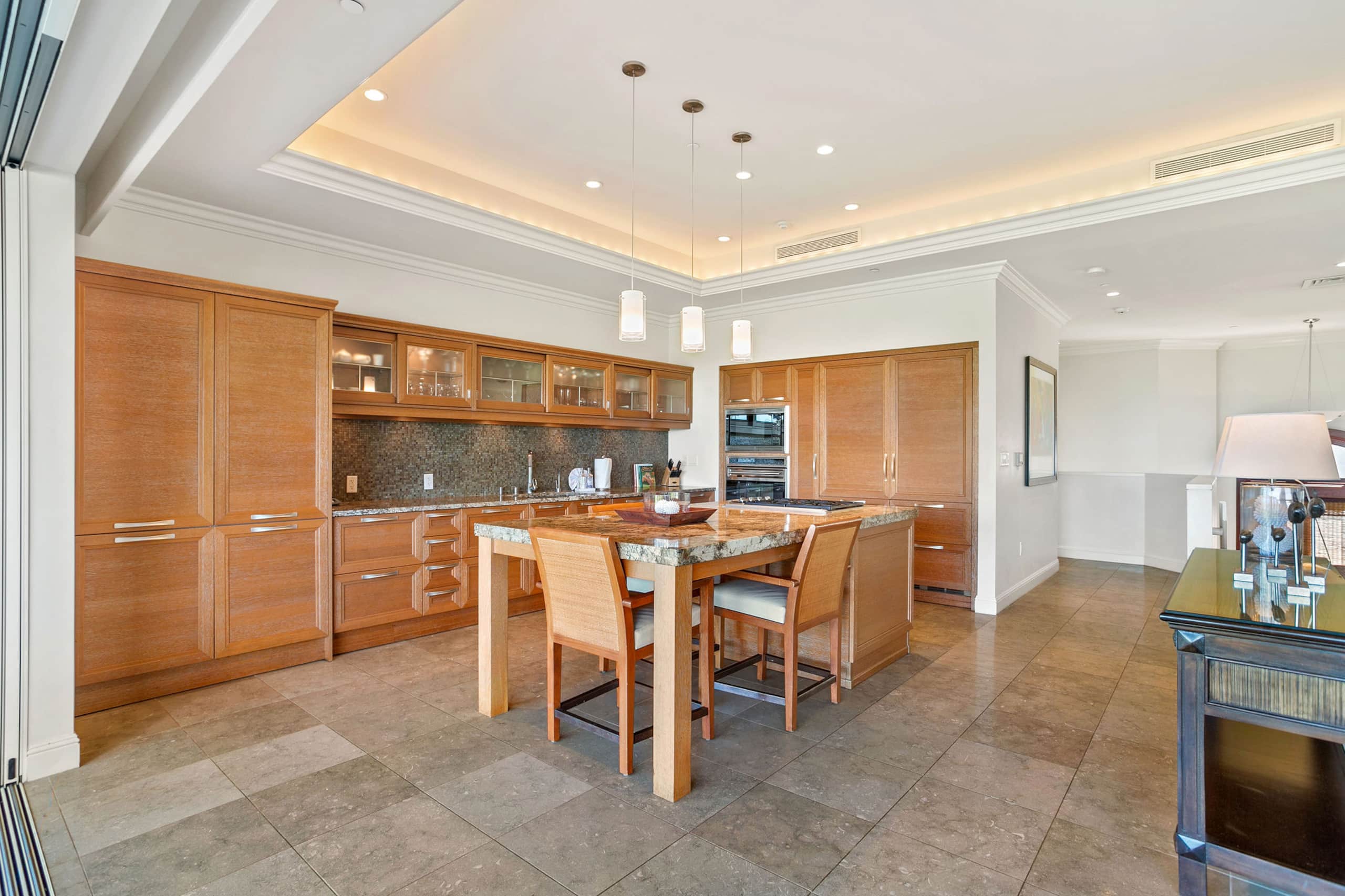Villa in Kihei · ★4.93 · 3 bedrooms · 4 beds · 3.5 baths - Image 6