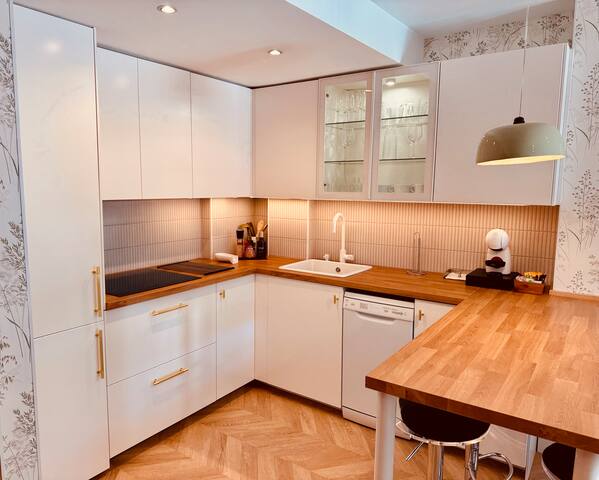 Apartamentos Surynieve managed Airbnb listing 3