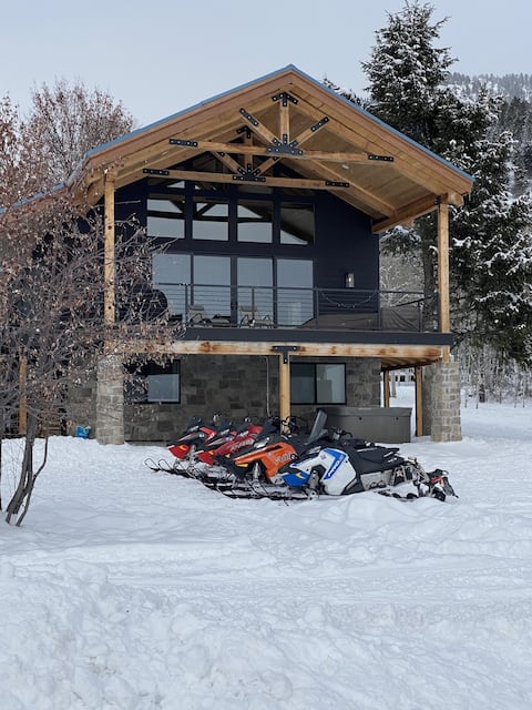 Canyon Pines Winter Retreat - Hot Tub - GolfCourse