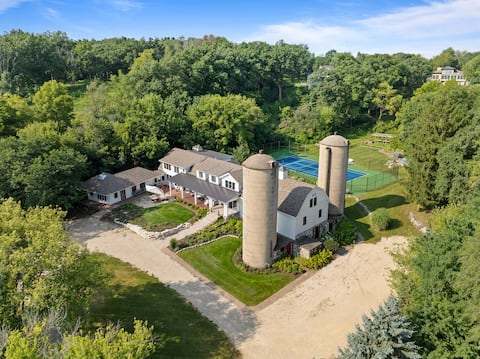 Rustic Barn Home|Game Rm|Swim Spa|Groups|Tennis