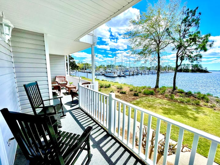 Fairfield Harbour Vacation Rentals & Homes North Carolina, United