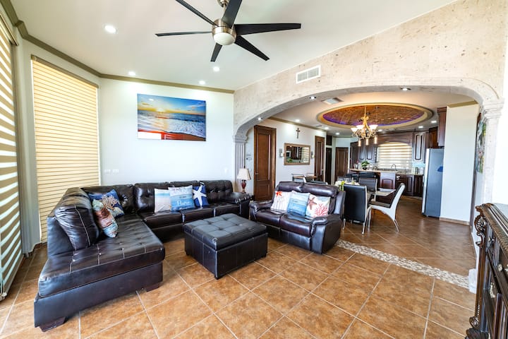 Esmeralda Beach Resort 3 Bedrooms Condo B 902 - Puerto Peñasco