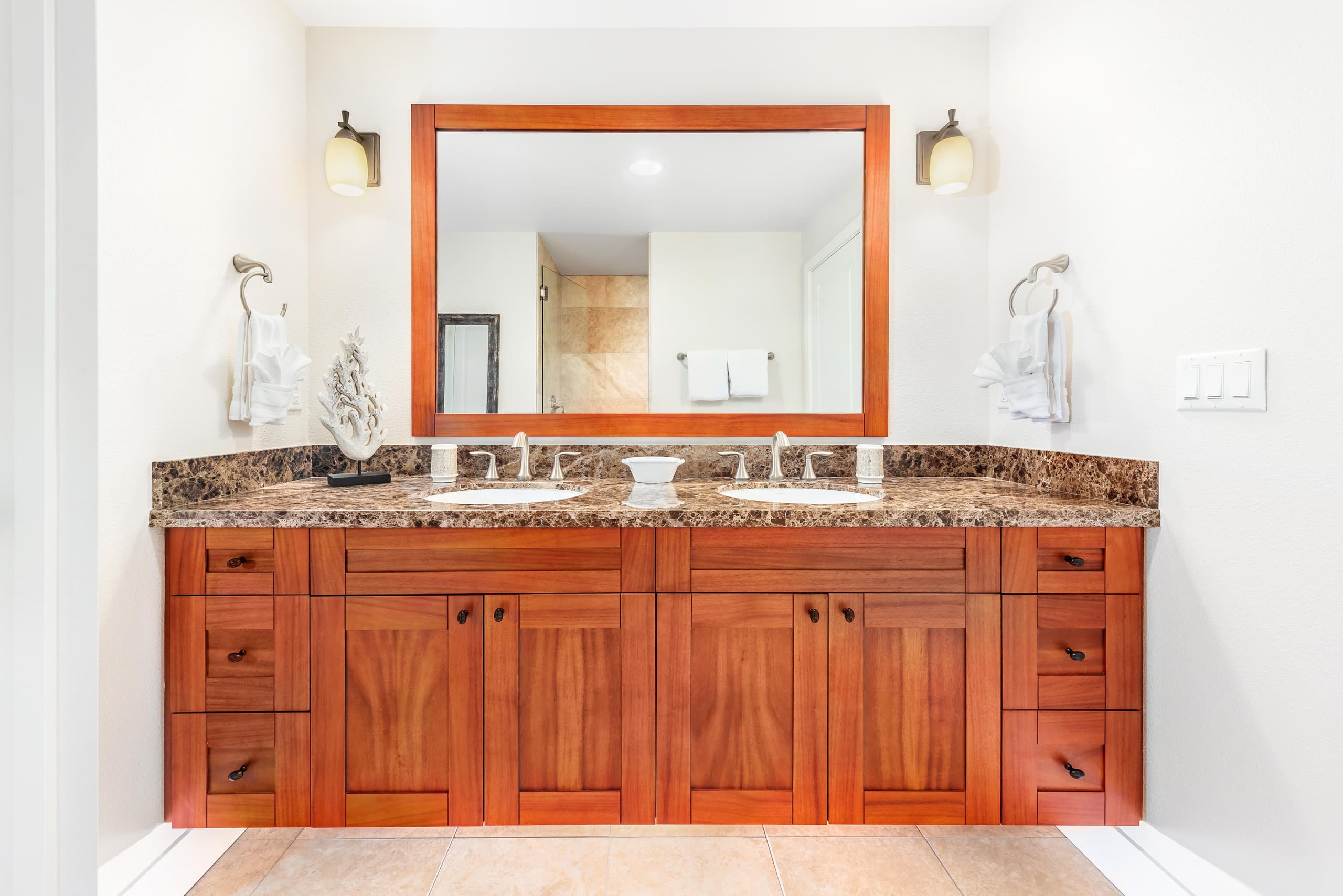 Condo in Koloa · ★4.76 · 4 bedrooms · 6 beds · 3.5 baths - Image 13
