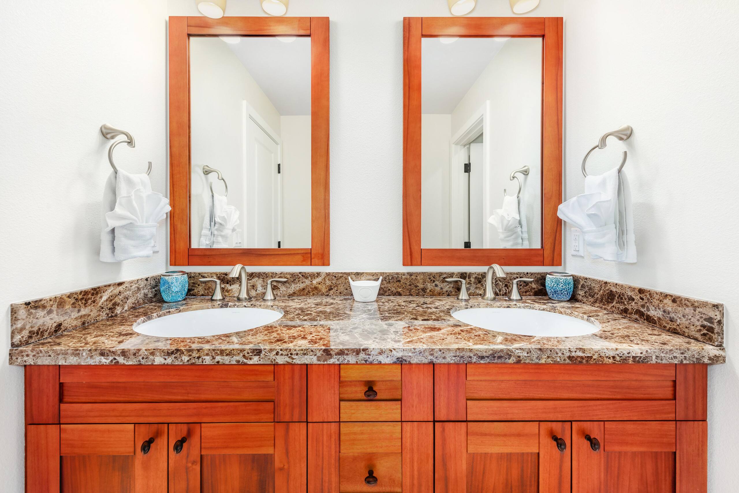 Condo in Koloa · ★4.76 · 4 bedrooms · 6 beds · 3.5 baths - Image 21